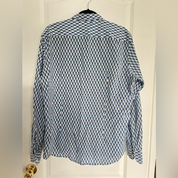 Men’s dress shirt/button down shirt - Picture 3 of 3